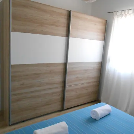 Apartment With A Parking Space Okrug Gornji, Ciovo - 13859