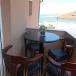 דירה With Parking Space Okrug Gornji, Ciovo - 13859 טרוגיר
